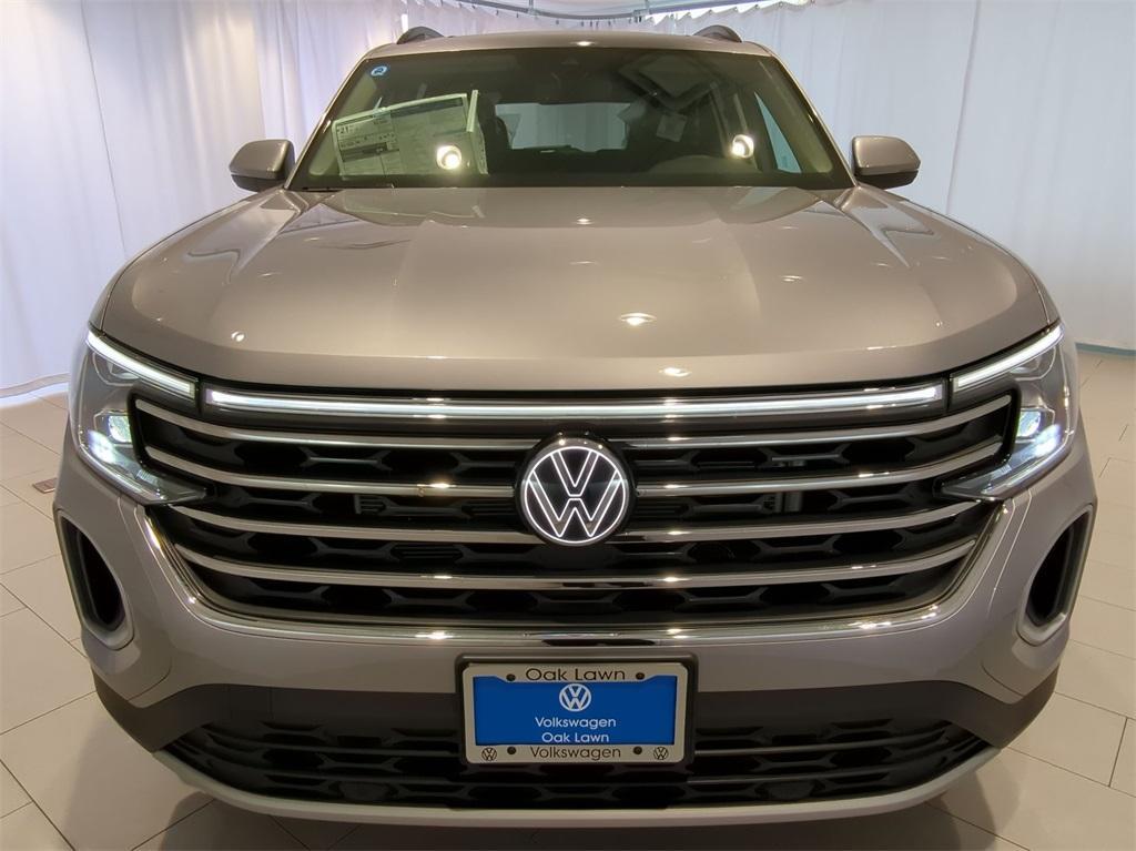 new 2025 Volkswagen Atlas car, priced at $45,073