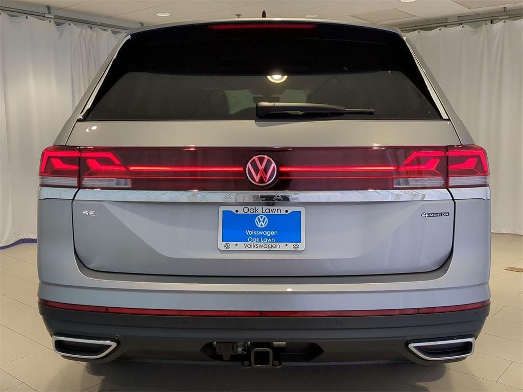 new 2025 Volkswagen Atlas car, priced at $45,073