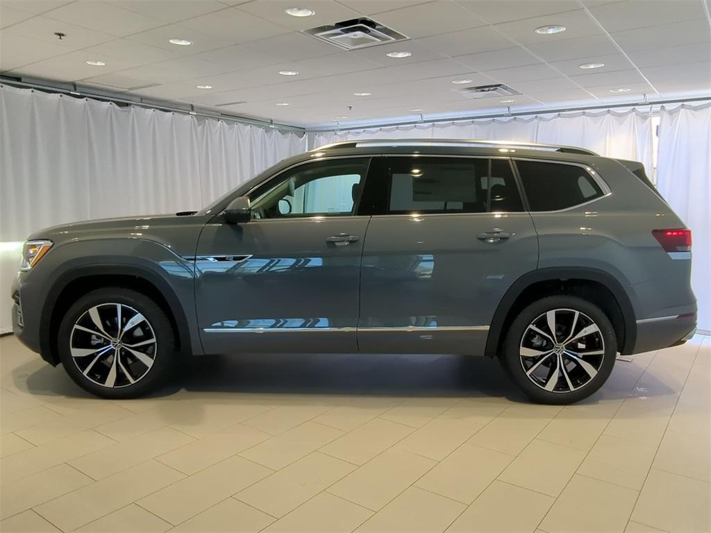 new 2025 Volkswagen Atlas car, priced at $51,779
