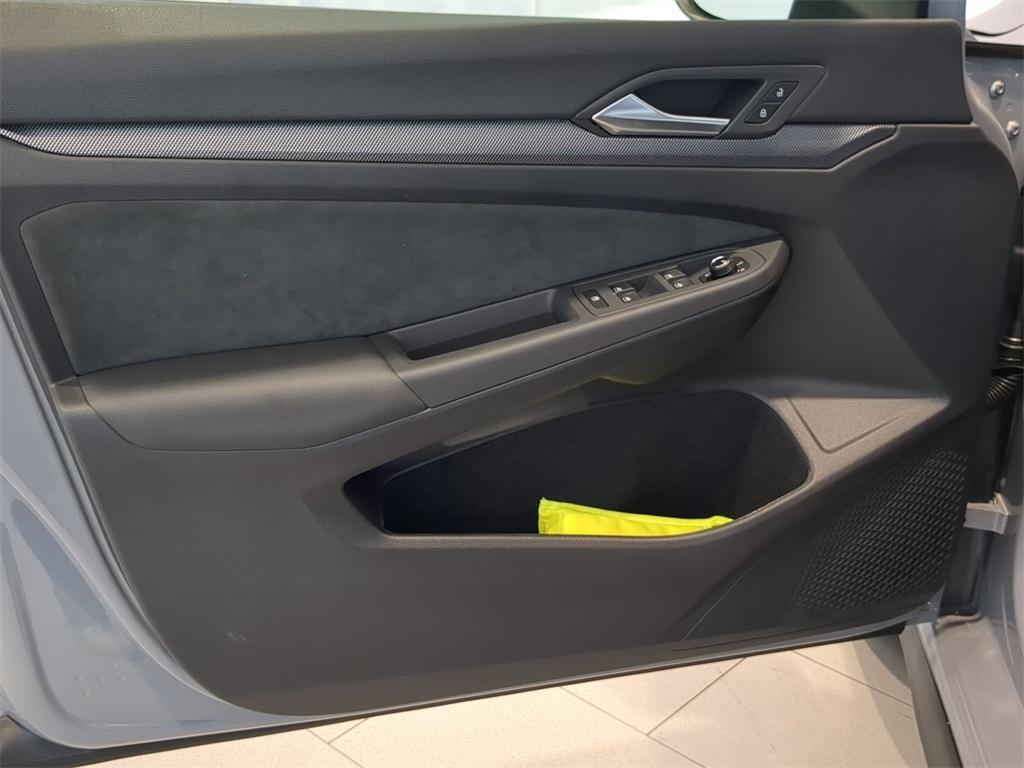 new 2025 Volkswagen Golf GTI car, priced at $33,312