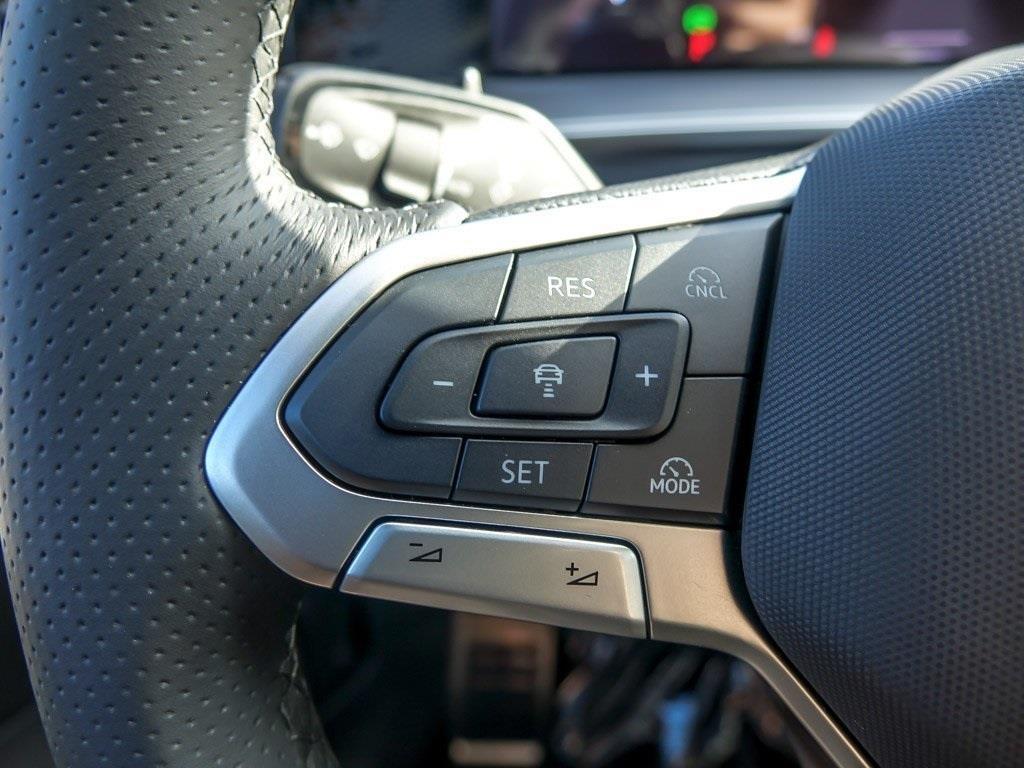 new 2025 Volkswagen Tiguan car, priced at $37,298
