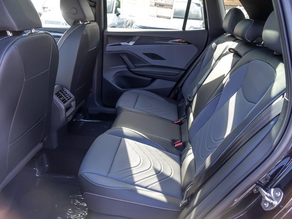 new 2025 Volkswagen Tiguan car, priced at $37,298