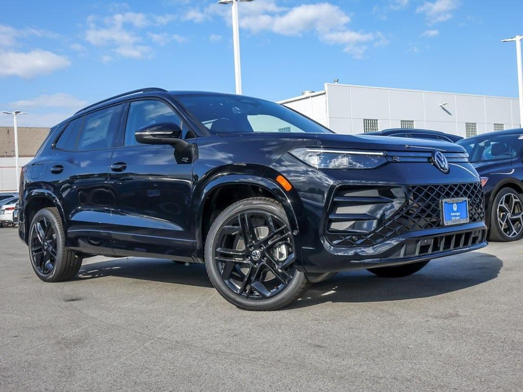 new 2025 Volkswagen Tiguan car, priced at $37,298
