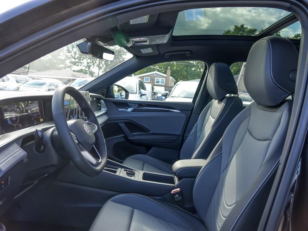 new 2025 Volkswagen Tiguan car, priced at $37,298