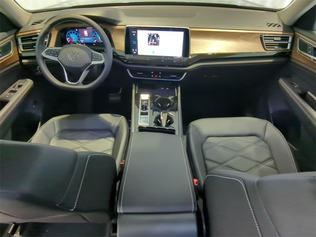 new 2025 Volkswagen Atlas car, priced at $42,140