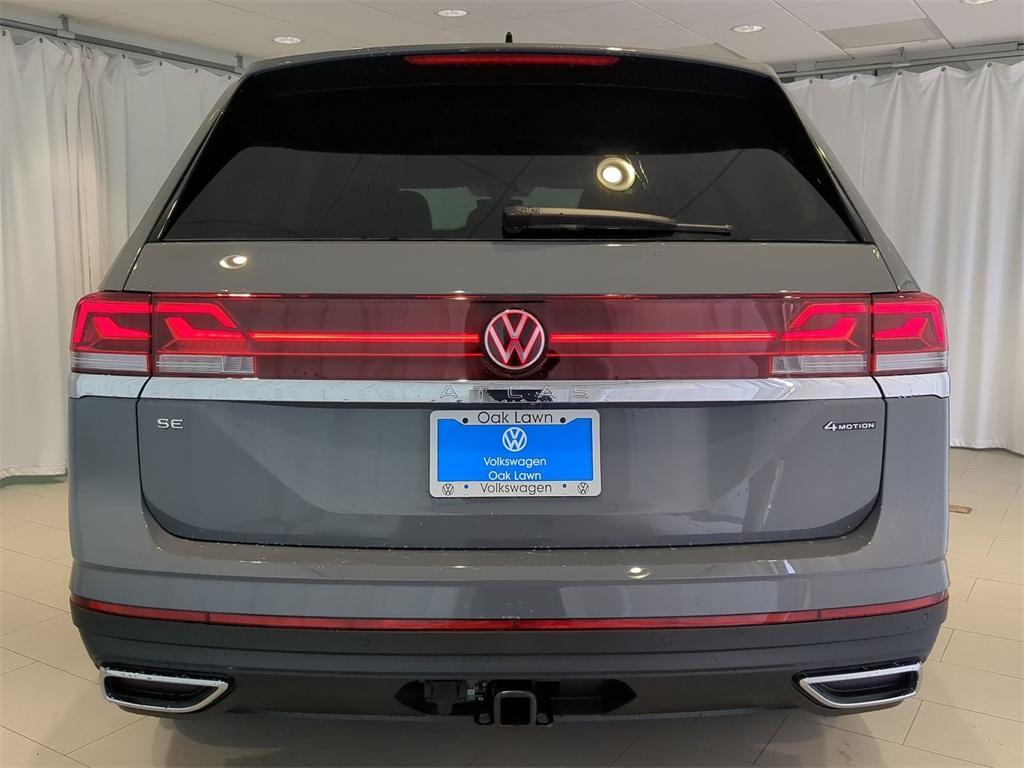 new 2025 Volkswagen Atlas car, priced at $42,140