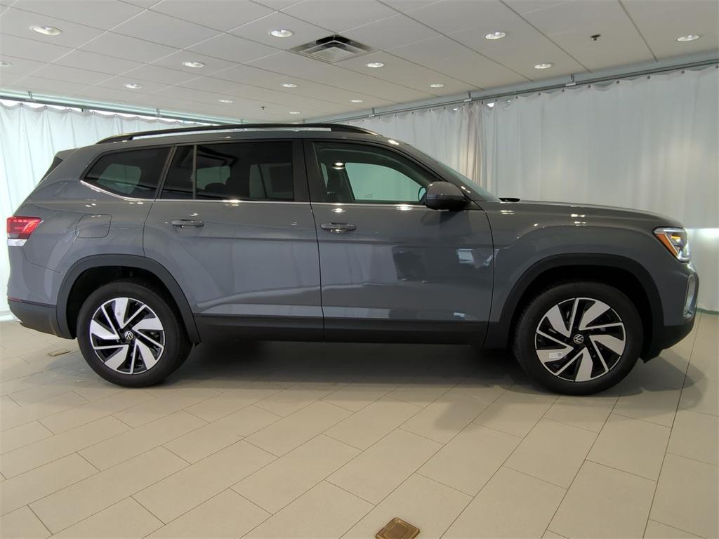 new 2025 Volkswagen Atlas car, priced at $42,140
