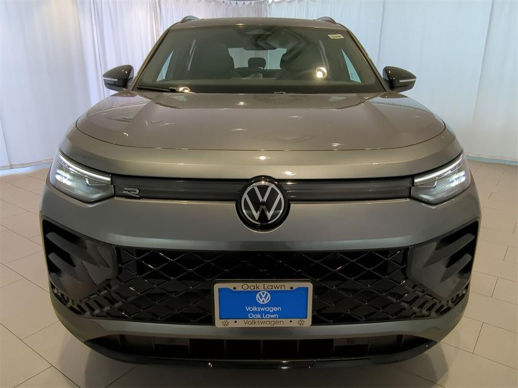 new 2025 Volkswagen Tiguan car, priced at $38,061