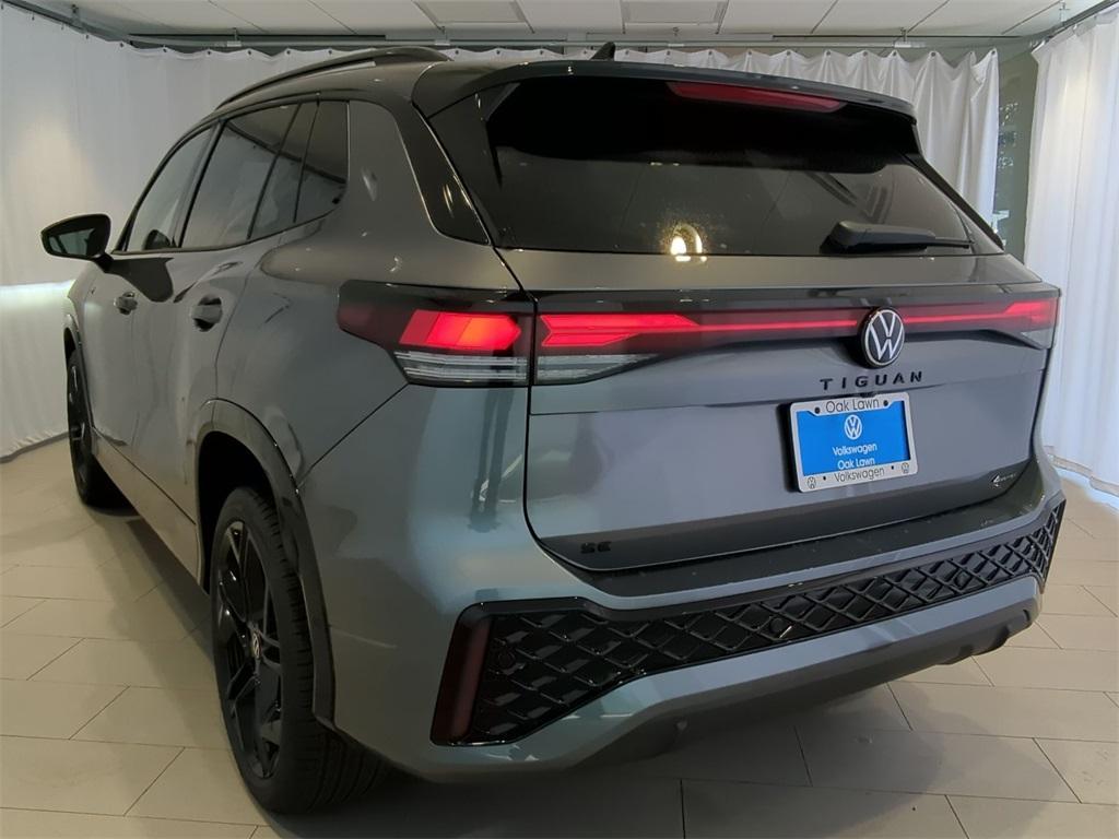 new 2025 Volkswagen Tiguan car, priced at $38,061