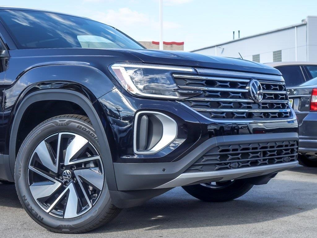 new 2026 Volkswagen Atlas car, priced at $46,608