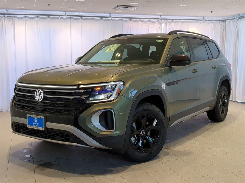 new 2025 Volkswagen Atlas car, priced at $45,333