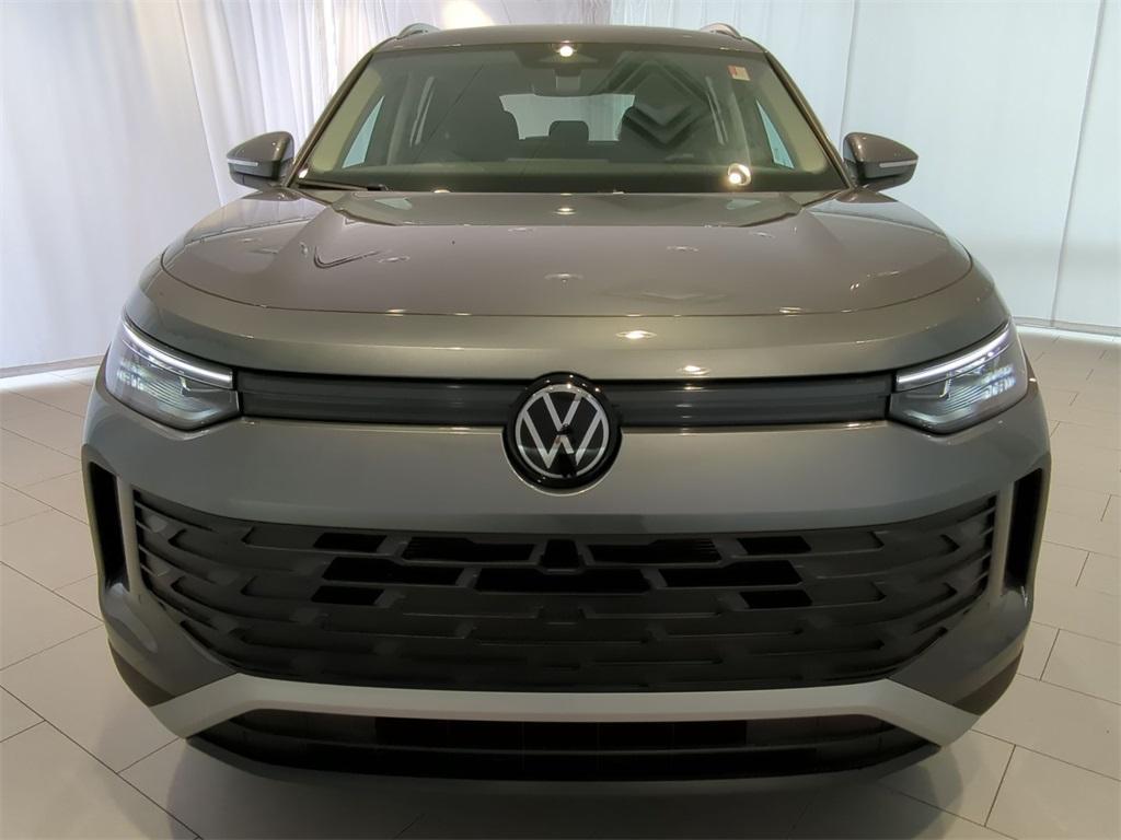 new 2025 Volkswagen Tiguan car, priced at $31,217