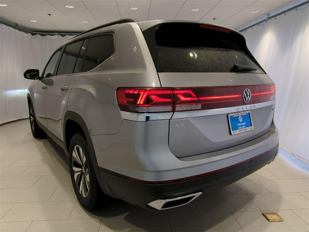 new 2025 Volkswagen Atlas car, priced at $38,506
