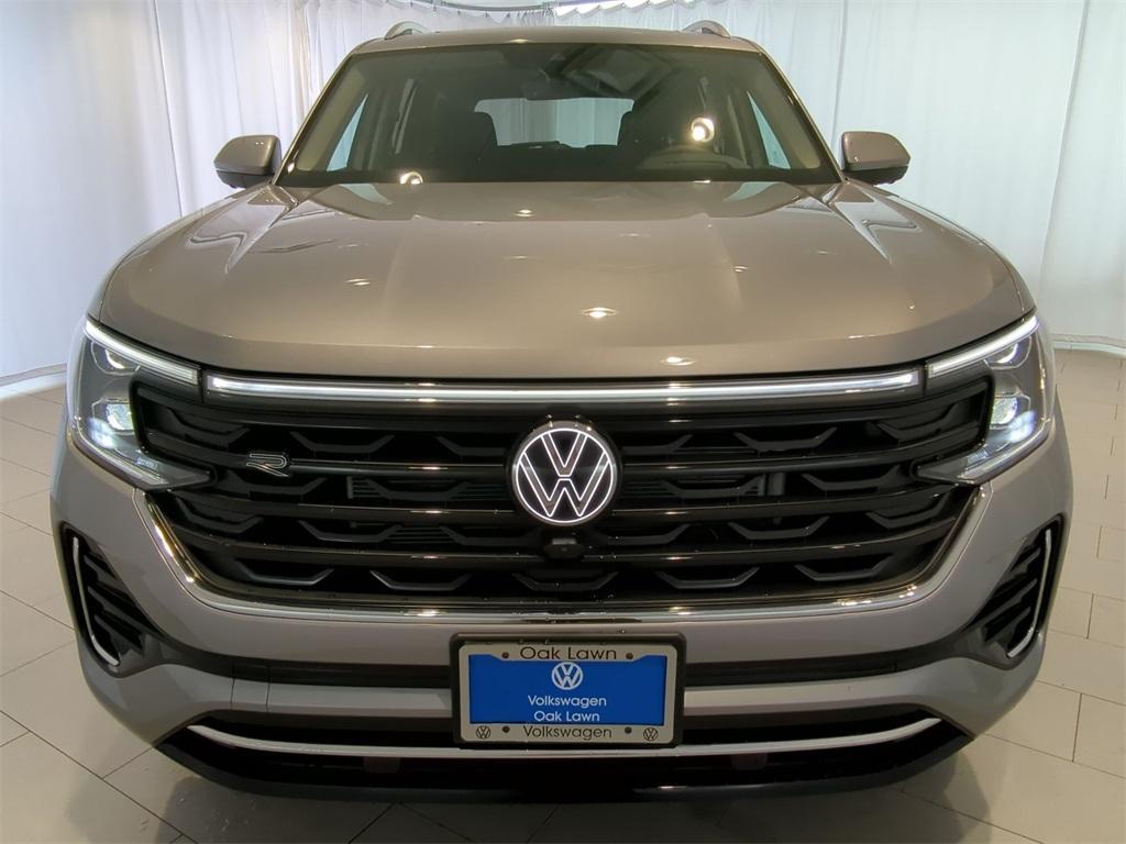 new 2025 Volkswagen Atlas car, priced at $51,009