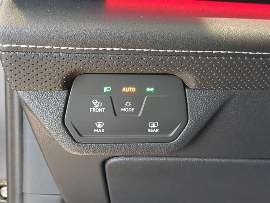 new 2025 Volkswagen Atlas car, priced at $51,009