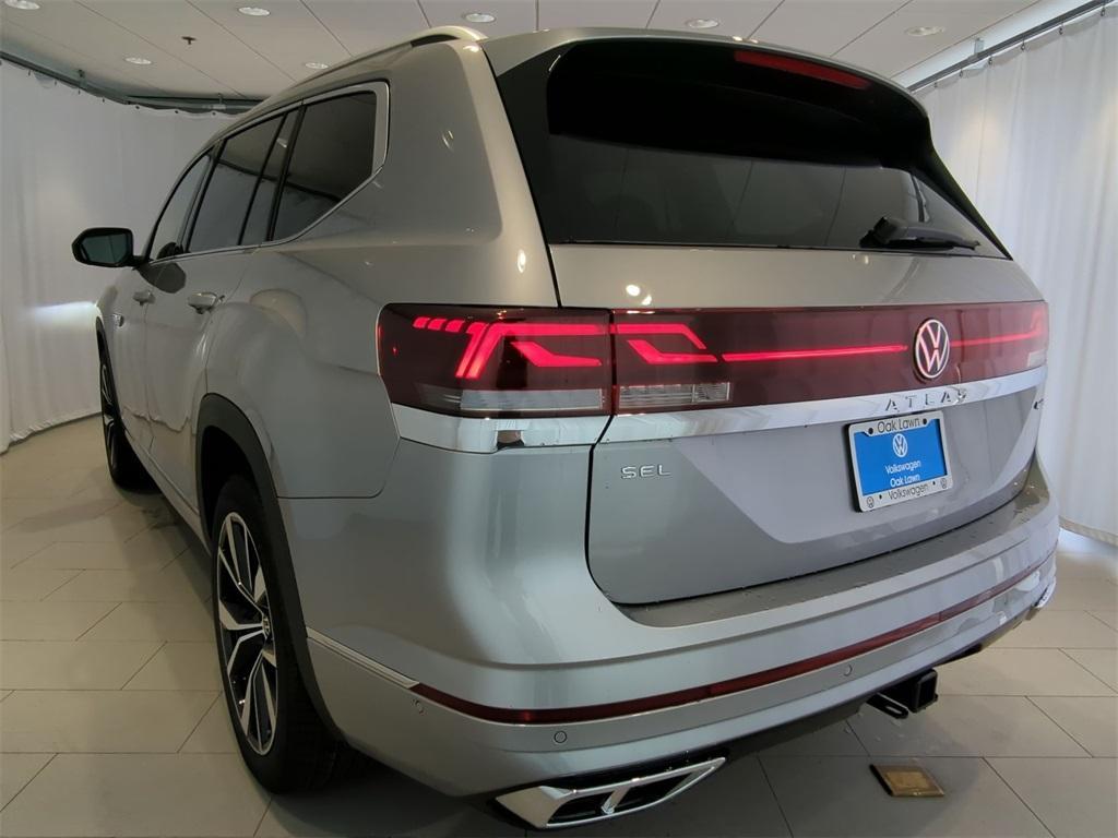 new 2025 Volkswagen Atlas car, priced at $51,009