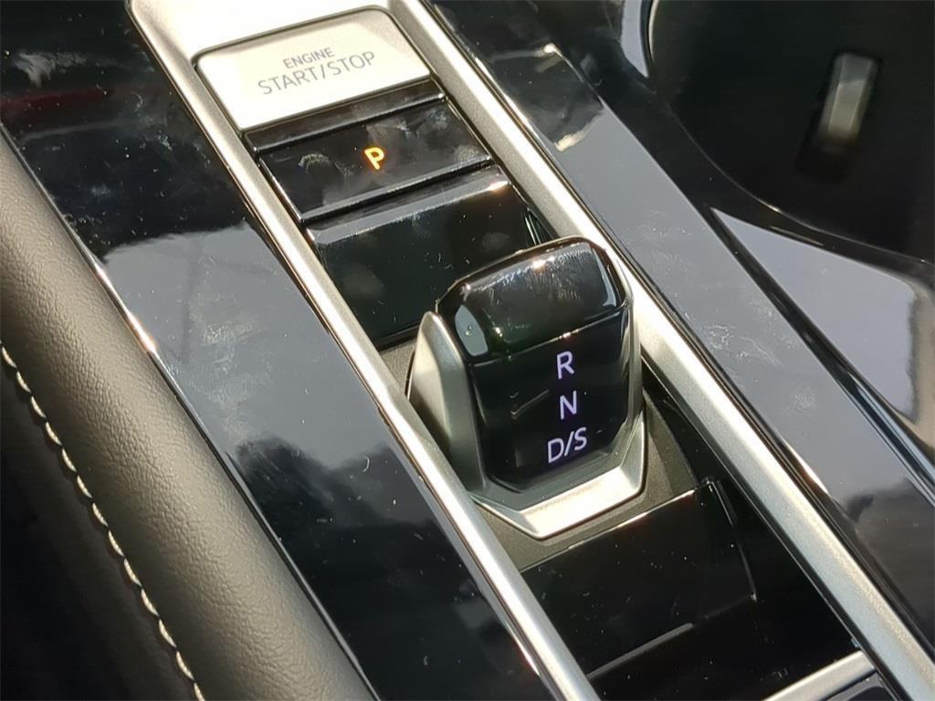 new 2025 Volkswagen Atlas car, priced at $51,009