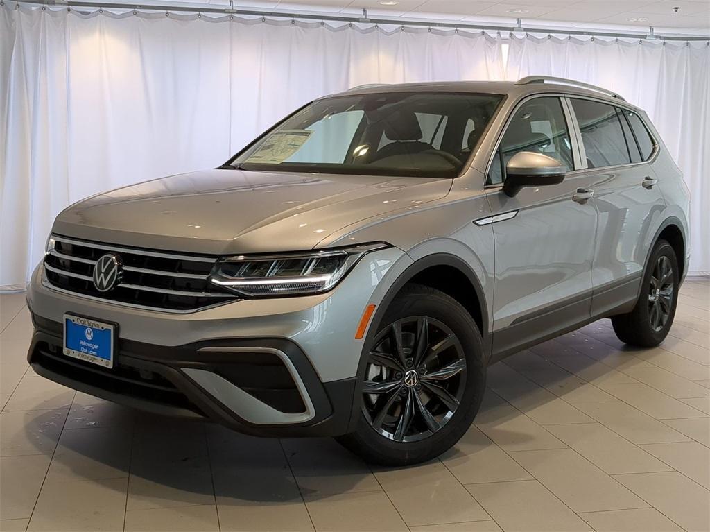 new 2024 Volkswagen Tiguan car, priced at $31,402