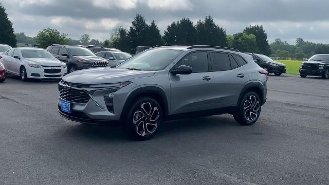 new 2025 Chevrolet Trax car, priced at $25,850