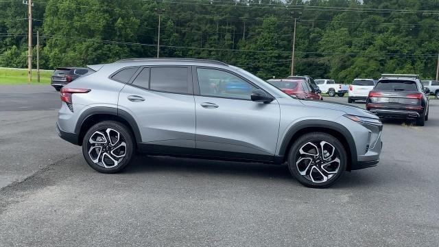 new 2025 Chevrolet Trax car, priced at $25,850