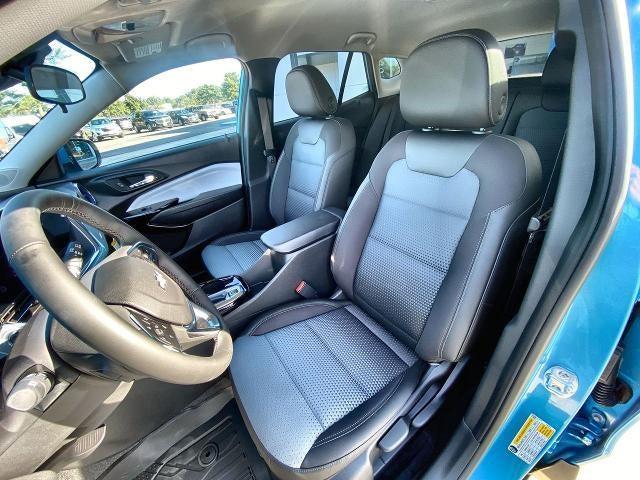 new 2025 Chevrolet Trax car, priced at $24,275