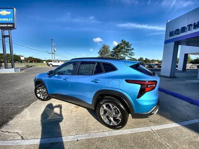 new 2025 Chevrolet Trax car, priced at $24,275