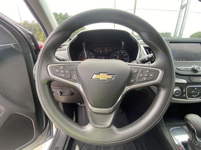 used 2023 Chevrolet Equinox car, priced at $22,950