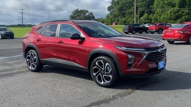 new 2025 Chevrolet Trax car, priced at $27,850
