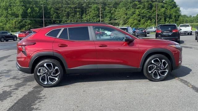 new 2025 Chevrolet Trax car, priced at $27,850