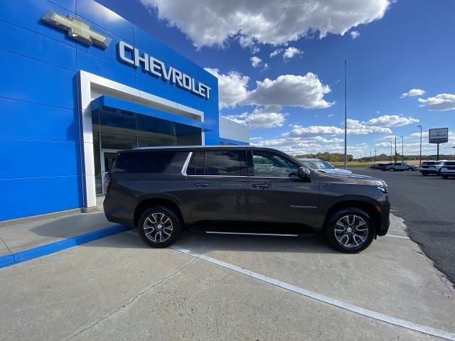 used 2021 Chevrolet Suburban car, priced at $40,495