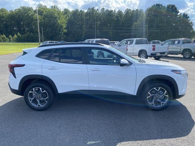 new 2025 Chevrolet Trax car, priced at $25,880