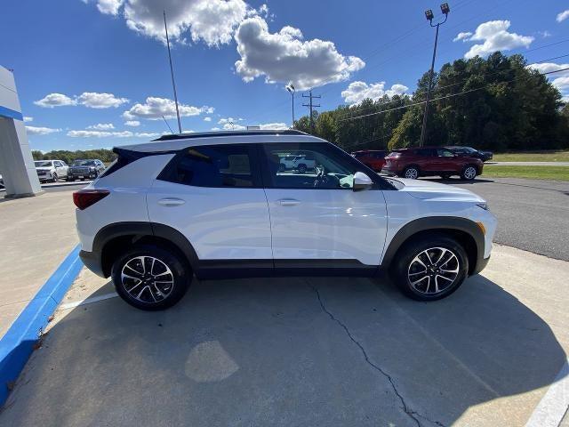 new 2026 Chevrolet TrailBlazer car, priced at $27,530