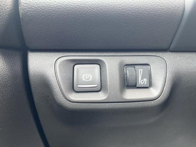 used 2023 GMC Acadia car, priced at $30,995
