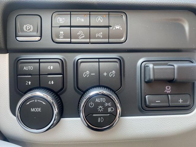 new 2025 Chevrolet Tahoe car, priced at $81,400
