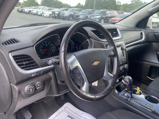 used 2015 Chevrolet Traverse car, priced at $13,995