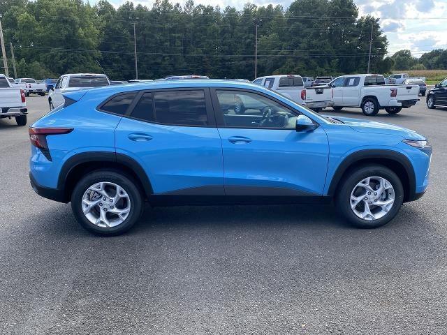 new 2025 Chevrolet Trax car, priced at $23,680