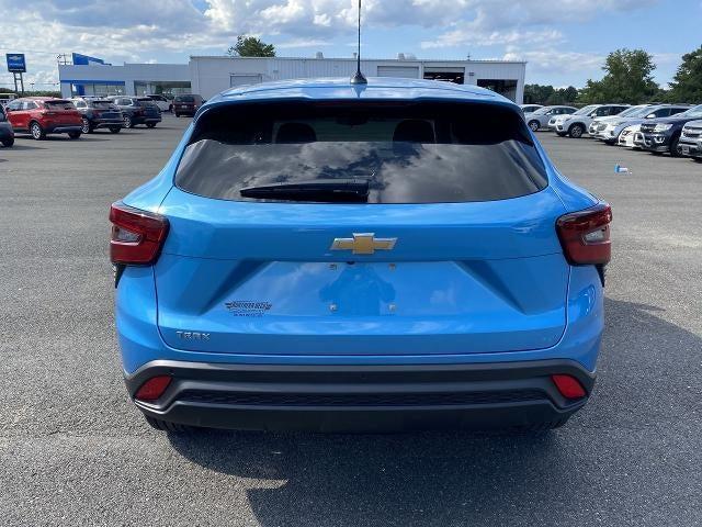 new 2025 Chevrolet Trax car, priced at $23,680