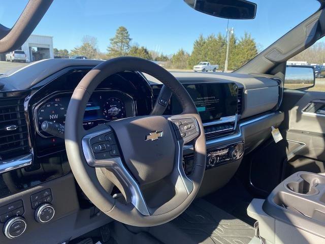 new 2025 Chevrolet Silverado 1500 car, priced at $48,600