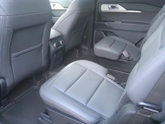 new 2025 Ford Explorer car, priced at $48,464