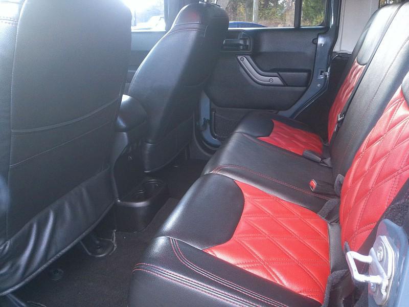 used 2015 Jeep Wrangler Unlimited car, priced at $16,998