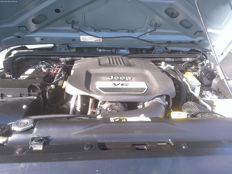 used 2015 Jeep Wrangler Unlimited car, priced at $16,998