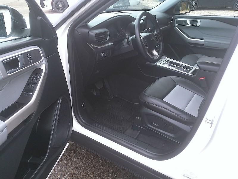 used 2022 Ford Explorer car, priced at $33,498