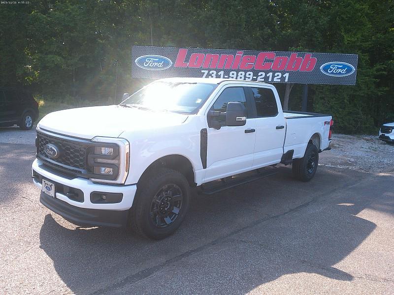 new 2025 Ford F-350 car, priced at $61,472