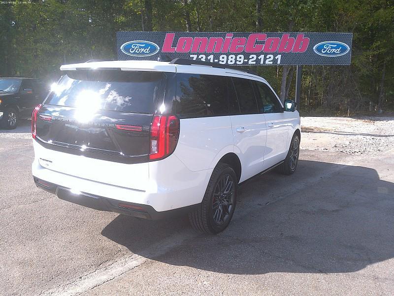 new 2025 Ford Expedition car, priced at $86,225