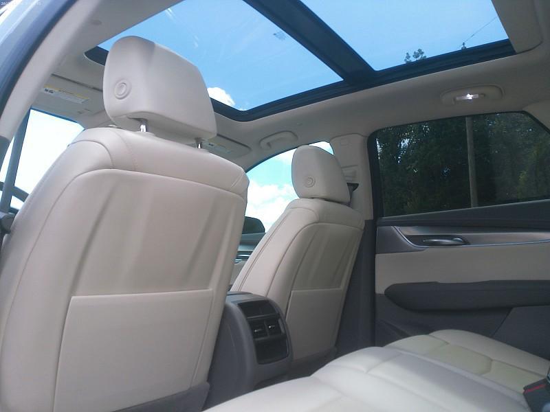 used 2024 Cadillac XT5 car, priced at $39,998