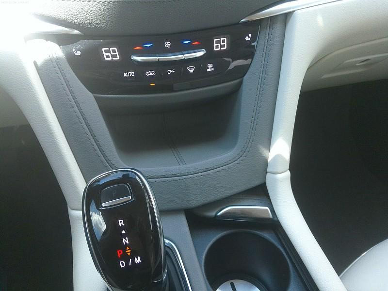 used 2024 Cadillac XT5 car, priced at $39,998