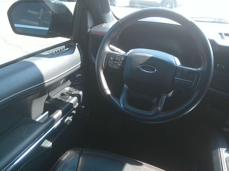 used 2022 Ford Expedition car, priced at $54,998