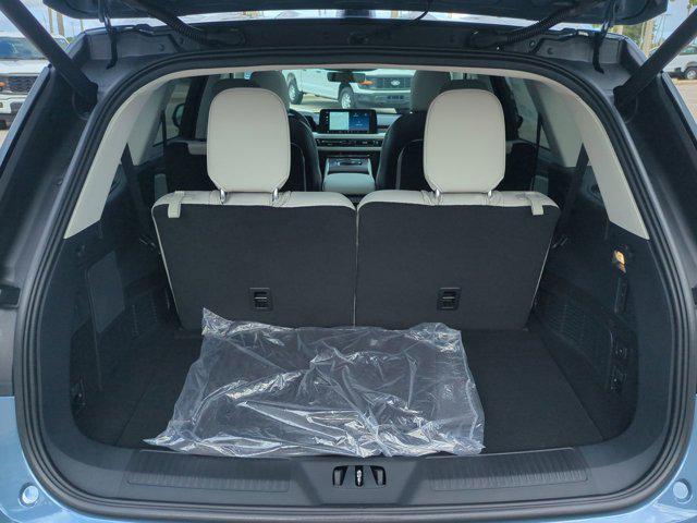 new 2025 Lincoln Aviator car, priced at $61,740