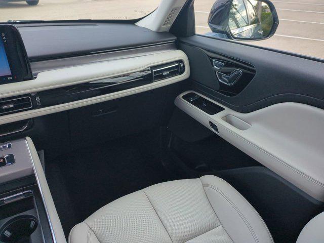 new 2025 Lincoln Aviator car, priced at $61,740