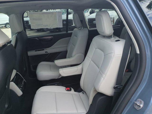 new 2025 Lincoln Aviator car, priced at $61,740